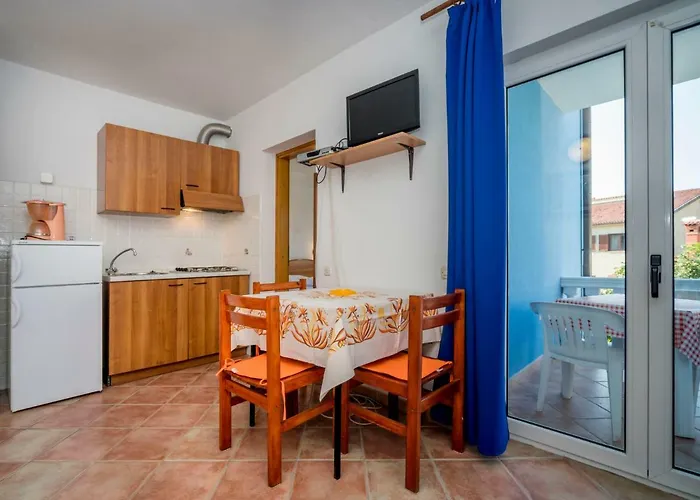 Hilde Blue-5 By Interhome