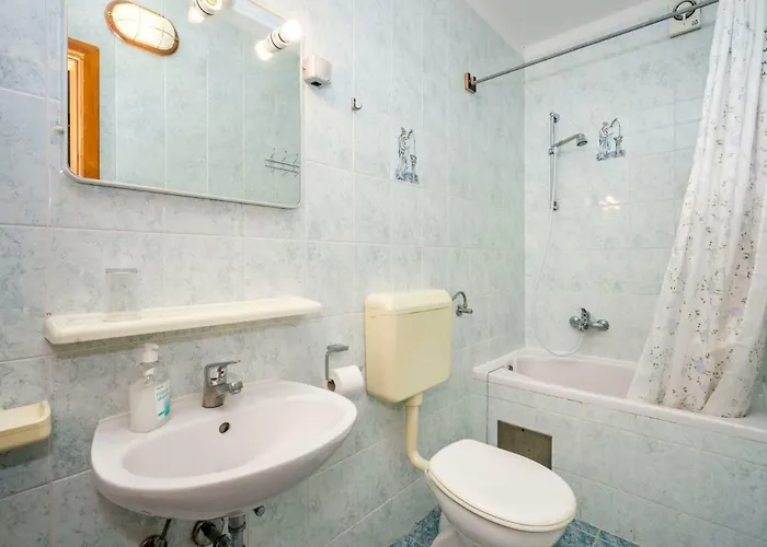 Hilde Blue-5 By Interhome * 메덜린