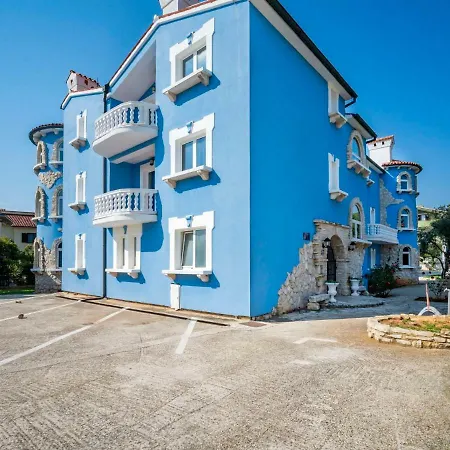 Hilde Blue-5 By Interhome Medulin