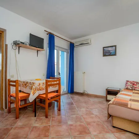 Apartament Hilde Blue-5 By Interhome *